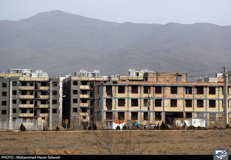 مدیر کل دفتر اقتصاد مسکن وزارت راه و شهرسازی گفت: در مرحله دوم اقدام ملی مسکن افراد از طریق قرعه‌کشی و یا قرار دادن شاخص‌هایی انتخاب می‌شوند.