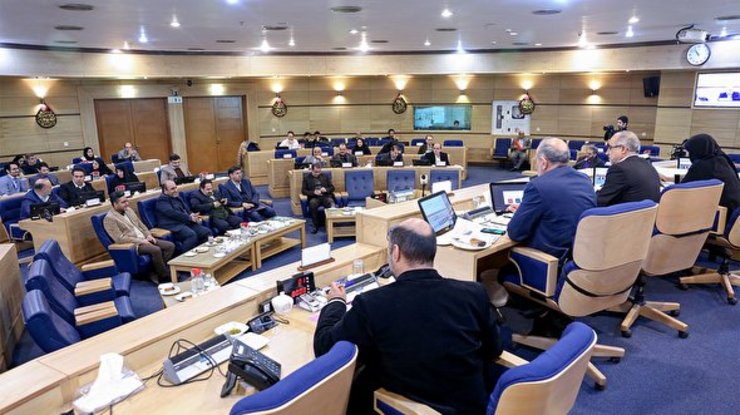 رئیس شورای اسلامی شهر مشهد گفت: سیر پلکانی فعالیت حمل و نقل عمومی در مشهد پیش گرفته خواهد شد.