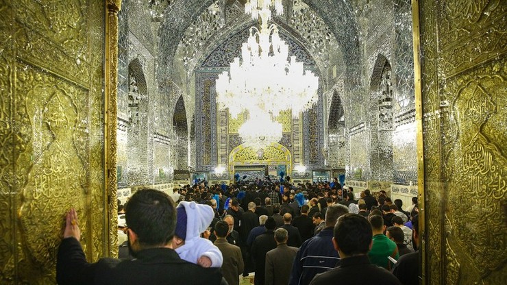 سرپرست مرکز ارتباطات و رسانه آستان قدس رضوی گفت: شایعه بازگشایی شبانه در‌های حرم مطهر رضوی در ساعاتی خاص صحت ندارد.