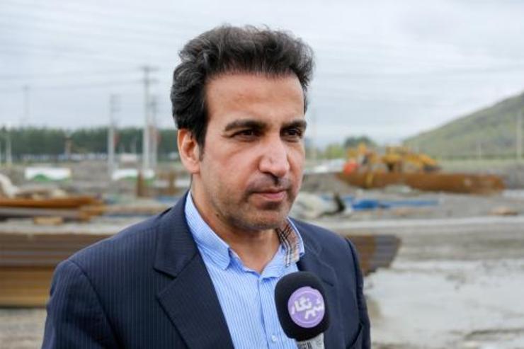 معاون عمران، حمل‌ونقل و ترافیک شهرداری مشهد گفت: بخشی از پروژه چهار سطحی آزادگان و تقاطع نمایشگاه در ۲۲ بهمن سال ۹۹ به بهره‌برداری خواهد رسید.