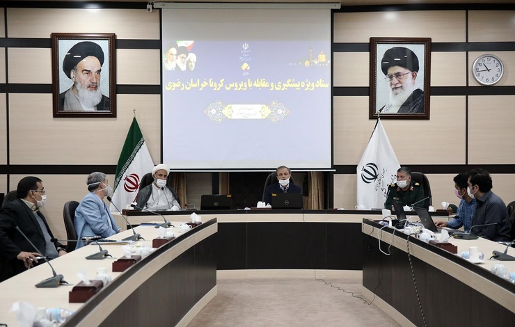 استاندار خراسان رضوی در قالب ارتباط ویدئو کنفرانسی با بیمارستان‌های شریعتی و امام رضا (ع) مشهد که به منظور پیگیری روند درمانی بیماران و نظارات بر اقدامات صورت گرفته برقرار شد، از زحمات و مجاهدت‌های پزشکان و پرستاران حاضر در خط مقدم مبارزه با کرونا قدردانی کرد.