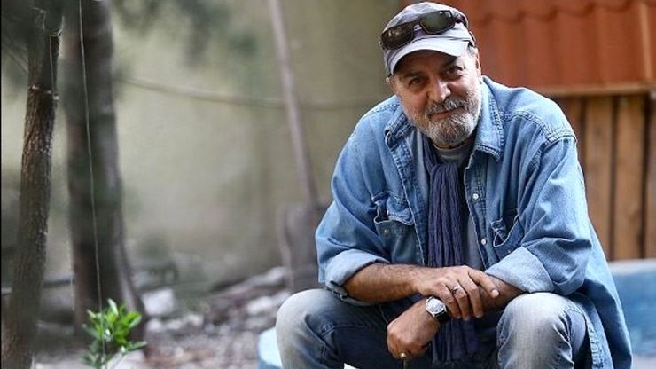 فصل ششم مجموعه تلویزیونی «پایتخت» که نوروز امسال روی آنتن رفت به طرز عجیبی گرفتار حواشی و حرف و حدیث‌های متعدد بود، طوری که منتقدان گفتند و نوشتند که فصل جدید کیفیت فصل‌های گذشته را ندارد و به نظر می‌رسد با نوعی سهل‌انگاری ساخته و آماده پخش شده است.