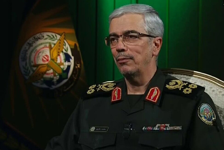 رئیس ستاد کل نیروهای مسلح با بیان اینکه نبردهای امروزی شبکه محور هستند، گفت: محصولات مخابراتی تولید شده در صنایع دفاع ایران دارای صیانت کامل بوده و در سطح عالی لبه فناوری جهانی هستند.