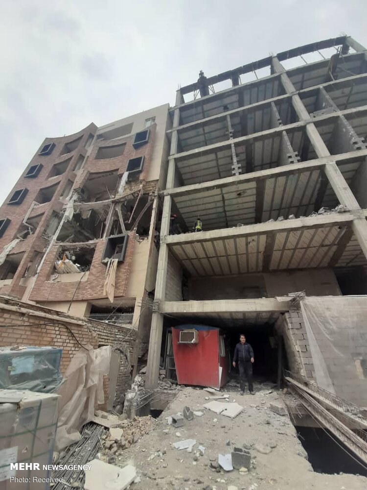 انفجار منزل مسکونی با نشست گاز در اهواز+تصاویر
