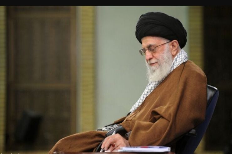  رهبر معظم انقلاب اسلامی در پیامی درگذشت آیت الله محمد تقی مصباح یزدی را به خاندان، فرزندان و بازماندگان ایشان تسلیت گفتند.