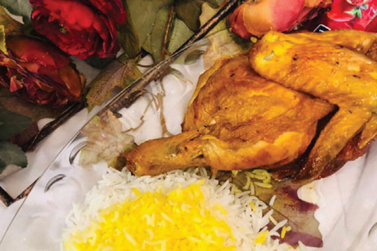 این روزا‌ها به دلیل شرایطی که داریم، امکان رفتن به رستوران همراه با خانواده نیست. برای همین، پیشنهاد ما به شما اکبرجوجه است که طعم بسیار متفاوتی از دیگر جوجه‌هایی دارد که تا حالا درون خانه پخته اید.