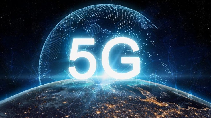 مدیرکل ارتباطات همراه اول گفت: برنامه 5G همراه اول با قدرت شروع شده، طبق برنامه امسال پایلوت انجام شده و به‌زودی بالا می‌آید.