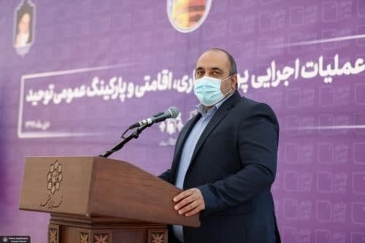 شهردار مشهد با اشاره به آغاز احداث پارکینگ توحید گفت: معتقدم احداث این پارکینگ و افزایش ظرفیت جای پارک خودرو باعث رونق‌گرفتن میدان شهدا خواهد شد.