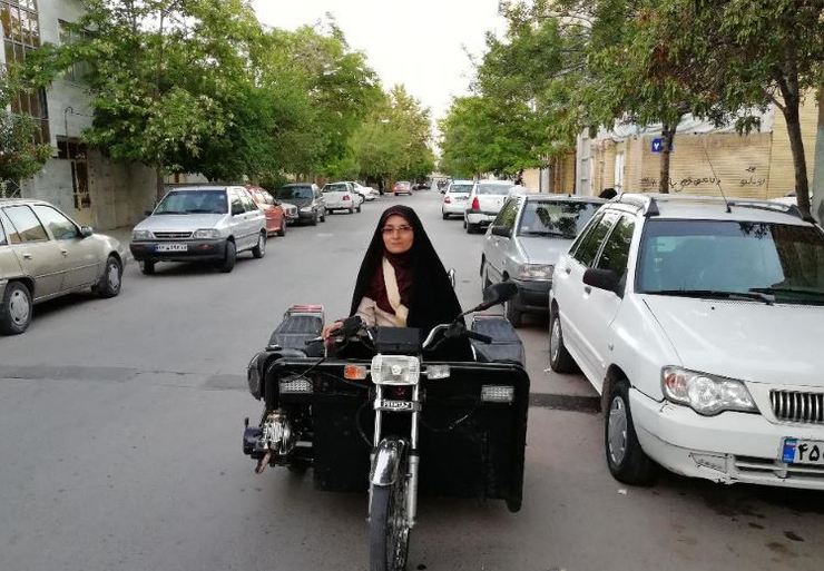زهرا صدیقی، معلول نیشابوری: موتورم و آرزوهایم با یکدیگر سرقت شدند، توان خرید موتور دیگری ندارم.