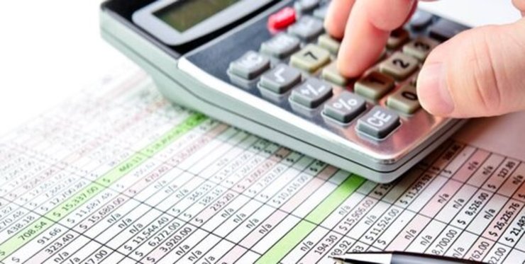 حقوق‌های قانونی مدیران دولتی طبق لایحه بودجه دولت در سال ۱۴۰۰ بر مبنای یک مصوبه از سوی آقای نوبخت به‌طور متوسط ۵۲ میلیون خواهد شد.