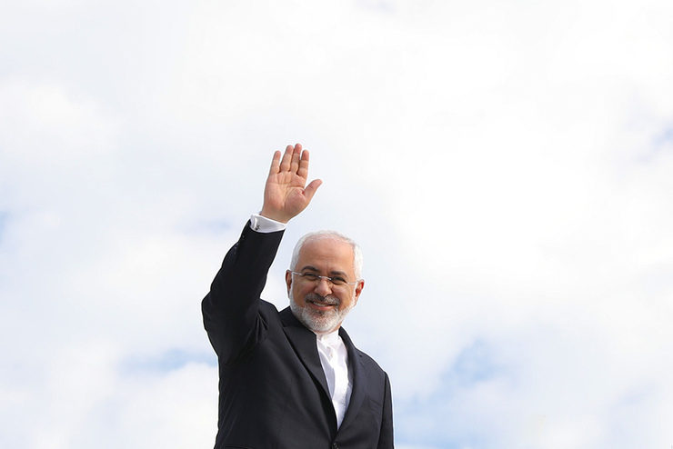 ظریف ضمن رد قطعی نامزدی برای انتخابات ریاست جمهوری آینده، وعده داد بعد از پایان دوره وزارت، واقعیت ها را خواهد گرفت.