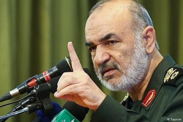فرمانده کل سپاه پاسداران انقلاب اسلامی گفت: برگزاری رزمایش های اخیر برای دشمنان جمهوری اسلامی این پیام جدی و واقعی را داشت که در مقابل دشمنان همیشه آماده هستیم و دستان ما به نیابت از ملت عزیز ایران همیشه روی ماشه است.
