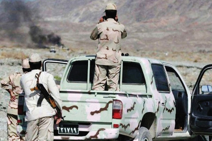 فرمانده مرزبانی استان جزئیات چند پرونده قاچاق سوخت و موادمخدر را تشریح کرد