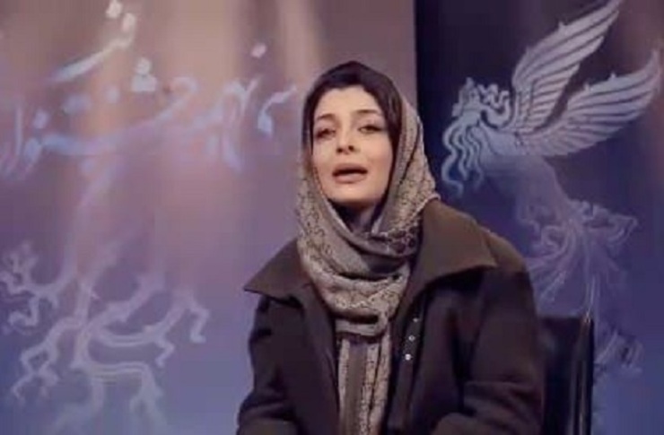 ساره بیات، داور بخش سودای سیمرغ سی و نهمین جشنواره فیلم فجر، در ویدئویی از مردم خواسته است با رعایت پروتکل‌های بهداشتی به دیدن فیلم‌های جشنواره بیایند.