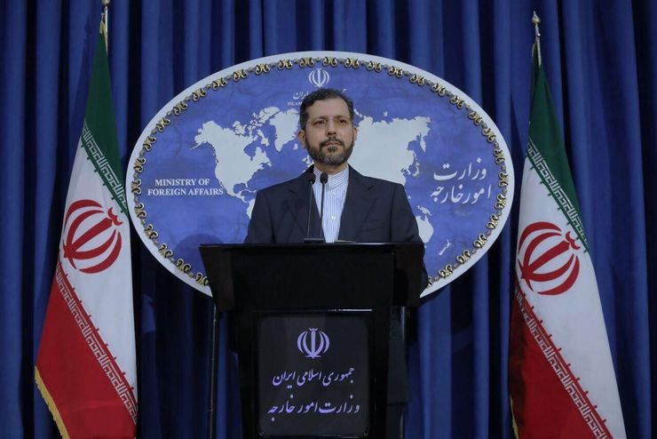 سخنگوی وزارت امور خارجه در خصوص اظهارات اخیر مسئولین آمریکایی در ارتباط با جنگ در یمن گفت: توقف حمایت و عدم فروش سلاح به ائتلاف عربستان در صورتی که یک مانور سیاسی نباشد می تواند گامی در جهت تصحیح اشتباهات گذشته باشد.