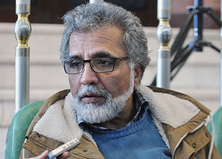 بسیاری از کاربران در شبکه‌های اجتماعی نوشته‌اند که از دبیرخانه جشنواره ملی فیلم فجر انتظار برخورد با موارد این‌چنینی را دارند. اخراج افراد ناقض پروتکل‌های بهداشتی از کاخ جشنواره و سینماهای مردمی، از ملزومات مراقبت از سلامت شرکت‌کنندگان این رویداد سینمایی است.