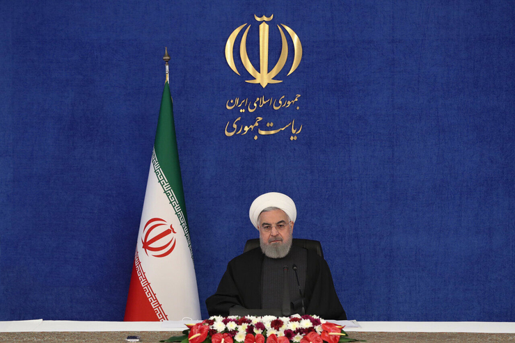 رئیس جمهور با تأکید بر اینکه دولت دوازدهم مسیر را برای دولت بعدی هموار می‌کند، گفت: این دولت در بسیاری از پروژه‌ها شرایط را آماده می‌کند که تکمیل آن به دست دولت سیزدهم انجام شود.