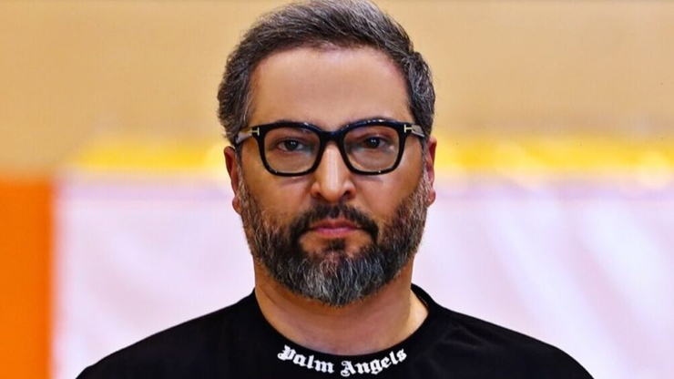مهرداد میناوند، ستاره سابق پرسپولیس و اشتورم گراتس اتریش، که با صحبت‌های جنجالی‌اش در اینستاگرام در ماه‌های اخیر مطرح بود، به‌دلیل ابتلا به کرونا وضعیت خوبی ندارد.