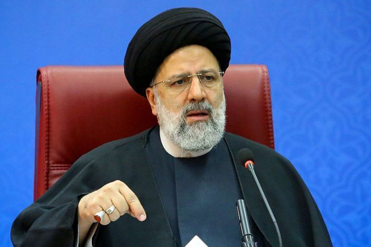 رئیسی: آن‌ها که فکر می‌کنند با مذاکره مشکلات کشور حل می‌شود، اشتباه می‌کنند