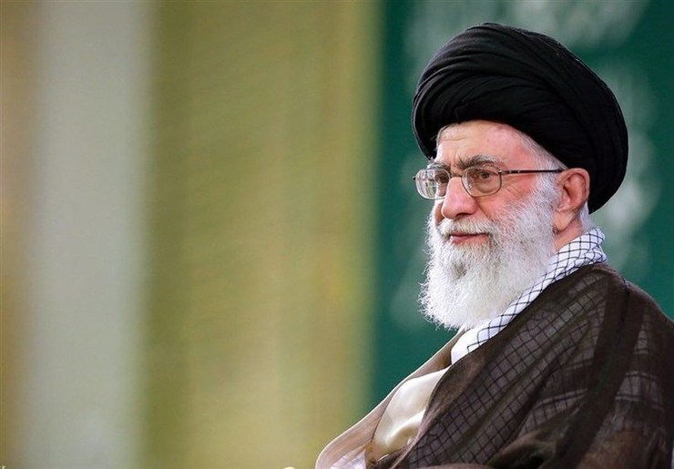 آیت‌الله خامنه‌ای رهبر معظم انقلاب اسلامی نامه‌ای خطاب به جوانان عراقی نوشتند و خطاب به آن‌ها فرمودند: من به شما مژده آینده‌ای درخشان را برای عراق می‌دهم؛ آینده‌ای که به دستان شما و اراده والایتان ساخته خواهد شد.