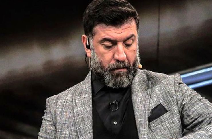 علی انصاریان، پیشکسوت پرسپولیس در خصوص موضوعات مختلف از کرونا تا ممنوع‌الکاری به خاطر خواننده لس‌آنجلسی در یک برنامه با شهاب حسینی صحبت کرده‌بود که در ادامه می‌بینید.