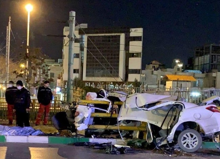 ساعت ۳ بامداد یکشنبه ۲۶ بهمن ۹۹، یک دستگاه خودروی ساینا در پی برخورد با گاردریل در بلوار وکیل‌آباد مشهد (سه راه کوثر) دو کشته، یک زن و یک مرد و یک مرد مجروح بدحال بر جای گذاشت.