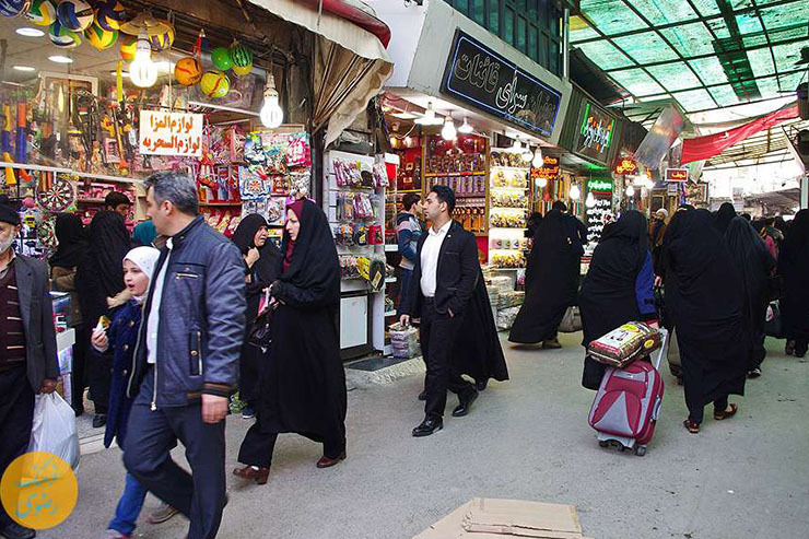 محمدرضا کلائی، شهردار مشهد با اشاره به اینکه احیای بازار سرشور از اولویت‌های شهرداری مشهد است، بر تسریع عملیات احیا و سامان‌دهی این گذر تاریخی تأکید کرد.