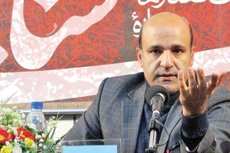 «تاریخ بدن در ادبیات» اثر شایسته تقدیر در بخش «نقد ادبی» سیزدهمین دوره جایزه ادبی جلال آل احمد، پژوهشی گروهی و بینارشته‌ای است که به بازنمایی بدن در ژانر‌های مختلف ادبیات کلاسیک ایران می‌پردازد. در ادامه، گفت‌وگوی ما با سیدمهدی زرقانی درباره ویژگی‌های کتاب «تاریخ بدن در ادبیات» و اهمیت دانستن درباره بازنمایی بدن در ادبیات کلاسیک فارسی، پیش روی شماست.