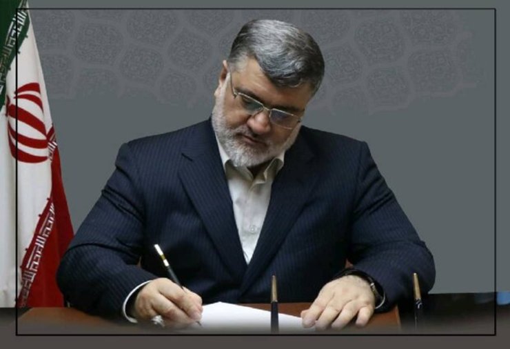 استاندار خراسان‌رضوی گفت: باید برای معتادان متجاهر به عنوان یک معضل بزرگ اجتماعی هزینه ایجاد شود و به همین‌دلیل تا پایان امسال باید منطقه اسماعیل‌آباد از وجود معتادان متجاهر پاک‌سازی شود.