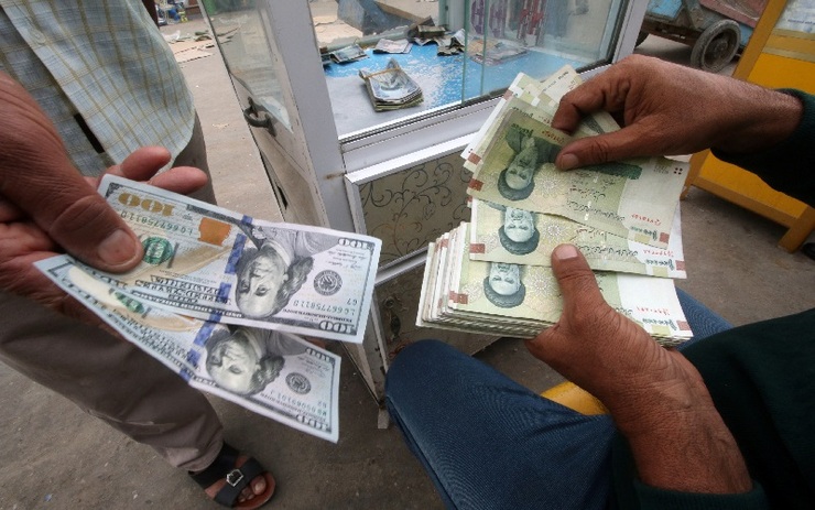 حتی اگر روند قیمت دلار افزایشی شد برای خرید دلار عجله نکنید این توصیه حرفه ای‌های بازار به آماتور‌ها است. در بازار قیمت درهم مهم‌ترین علامت به معامله گران بازار ارز است. اگر قیمت حواله درهم نزولی باشد دلار به زیر سطح ۲۴ هزار و ۵۰۰ تومان می‌رسد.