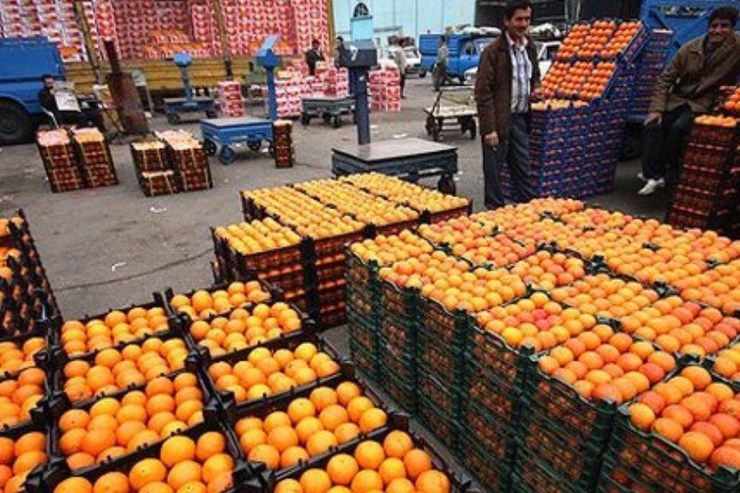 وزیر صنعت، معدن و تجارت با تاکید بر اینکه هیچ مشکلی در تامین کالا‌های اساسی نیست، گفت: عرضه میوه، روغن و کالا‌های مصرفی نوروزی از امروز آغاز شد.