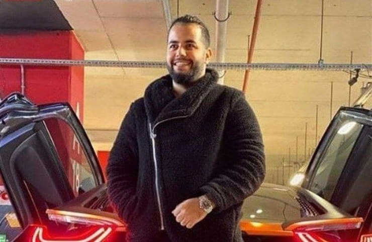 پلیس ترکیه ساعتی پیش «میلاد حاتمی» از گردانندگان سایت‌های قمار و شرط‌بندی را در مرز بازرگان به پلیس اینترپل ایران تحویل داد.