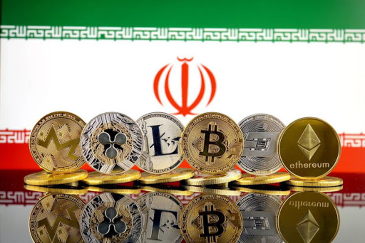 نبود قوانین مشخص و کامل در کشور ما در سال‌های گذشته یکی از مهم‌ترین چالش‌های حوزه بلاک چین به ویژه رمزارز‌ها به شمار می‌رفت. در واقع، در این سال‌ها برخی مردم مشغول کار در این بازار بودند و مسئولان هم دغدغه خاصی برای وضع قوانین جامع در این زمینه احساس نمی‌کردند.