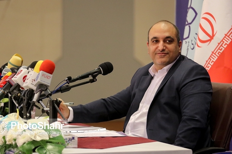 شهردار مشهد گفت: برنامه‌های نوروز امسال مشهد به صورت سازگار با کرونا تعریف شده است. بر این اساس برای استقبال از نوروز ۱۴۰۰ هر برنامه‌ای که باعث تجمع می‌شد یا اثرات منفی کرونایی داشت را حذف کنیم.