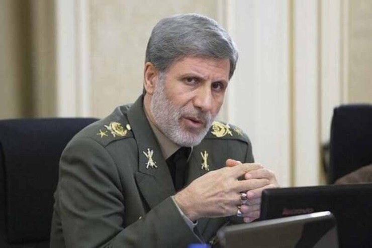 وزیر دفاع و پشتیبانی نیروهای مسلح با بیان اینکه نیروهای مسلح توانستند در موازنه قدرت بسیار تاثیرگذار عمل کنند، گفت: خدا را شاکریم که در همه زمینه‌های دفاعی توانستیم اهداف و اولویت‌ها را محقق کنیم.