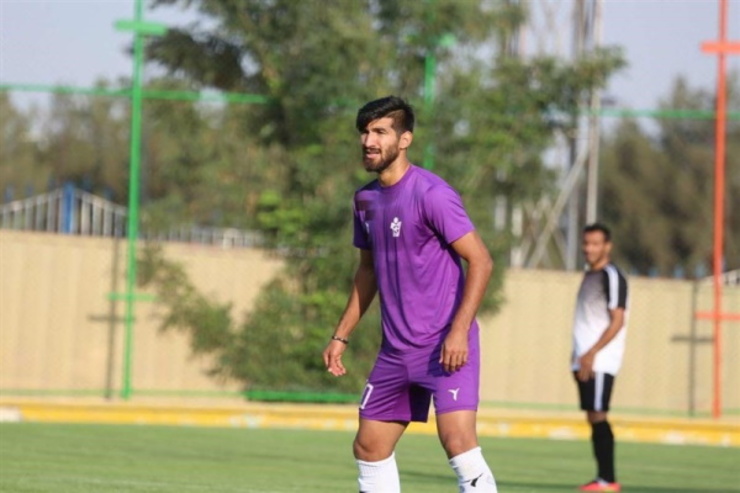 باشگاه پرسپولیس مهاجم مد نظر خودش را به صورت قرضی نمی‌خواهد.