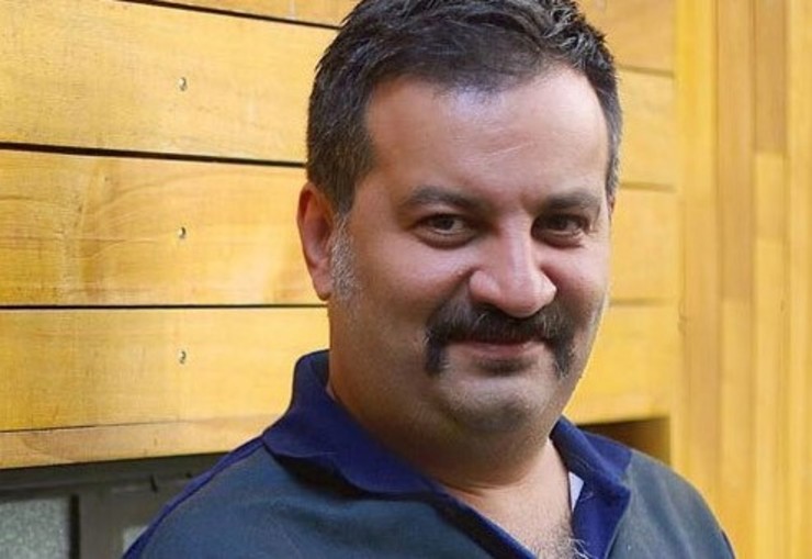 مهراب قاسم خانی با انتشار پستی در اینستاگرام نسبت به مصوبه جدید مجلس در خصوص اخذ مالیات از اینفلوئنسرهای اینستاگرام واکنش نشان داد.