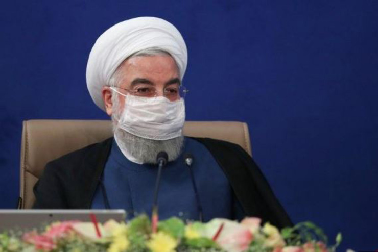 رییس جمهور گفت: اصل ۱۱۳ قانون اساسی که رئیس جمهور را مسئول اجرای قانون اساسی می داند، روی دوش من سنگینی می کند.