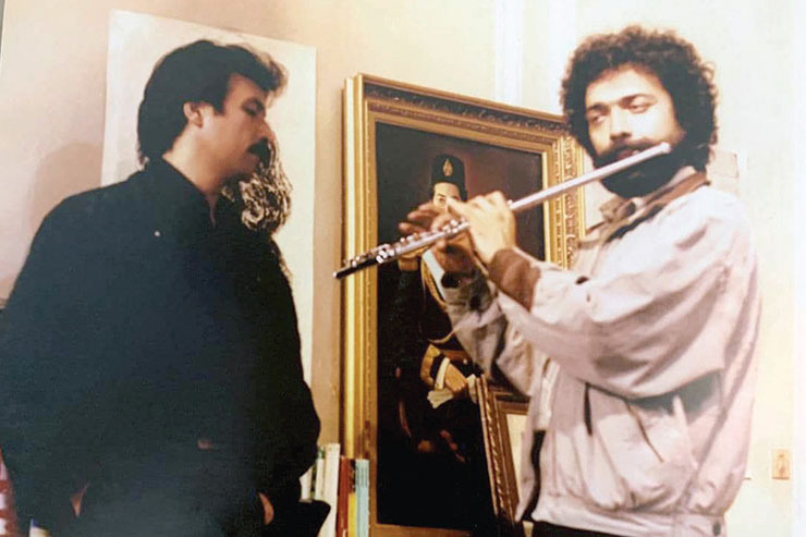 عبدالرضا اکبری با نقش (سروان ناصر محمدی)، هم بازی احمد فخر (نقش مهران) در یکی از پرطرف‌دارترین و نخستین سریال‌های پلیسی - جنایی ایران در دهه ۷۰ بوده است.