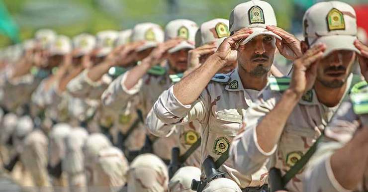 سردار فرحی گفت: اگر بخواهیم مطابق نقشه راه، مهارت آموزی سربازان را به ۱۰۰ درصد برسانیم باید به آموزش ۶۵ درصدی در سال ۹۹ برسیم.