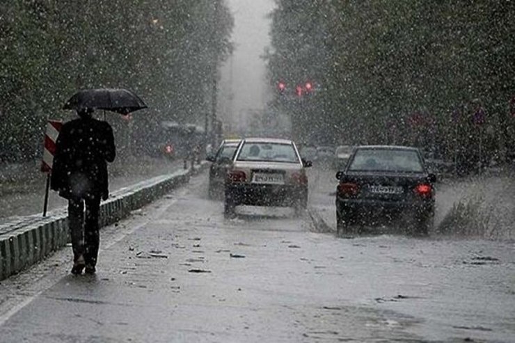 مدیرکل پیش‌بینی و هشدار سریع سازمان هواشناسی گفت: بر اثر فعالیت سامانه بارشی فردا، یازدهم اردیبهشت‌ماه، در بیشتر نقاط کشور باران می‌بارد.