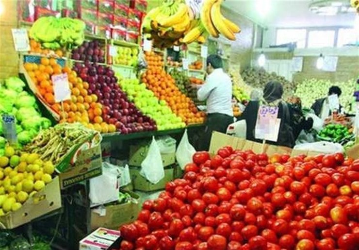 رئیس اتحادیه فروشندگان سبزی و میوه مشهد از کاهش شدید قیمت پیاز در بازار خبر داد و گفت: این کاهش قیمت برای مصرف‌کنندگان جای خوش‌حالی دارد و برای کشاورزانی که ضرر زیادی را متحمل شدند، ناراحتی، تا جایی‌که گزارش‌ها از این حکایت دارد که در مواردی محصول پیاز خود را برداشت نکرده‌اند، زیرا از نظر اقتصادی به‌صرفه نیست.