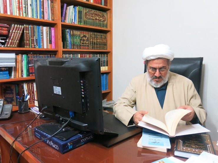 محقق و پژوهشگر دین، مطالعه و رجوع به فضلا را از نیازهای ضروری مداحان امروز دانست.