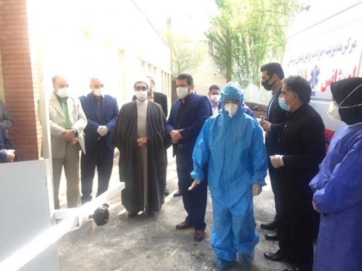 مدیر شبکه بهداشت و درمان طرقبه و شاندیز از راه‌اندازی دو کانکس (اتاقک نمونه‌گیری عفونی) برای مبارزه با کرونا با حمایت خیران در این شهرستان خبر داد.