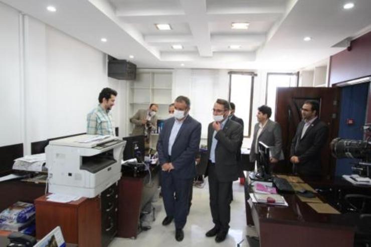 فرماندار مشهدگفت: تاکنون ۲۸ دفتر توسعه محله (تسهیل‌گری) در محلات هدف بازآفرینی، با اولویت حاشیه شهر راه اندازی شده است که ساماندهی این بافت‌ها را در دستورکار قرار داده‌اند.