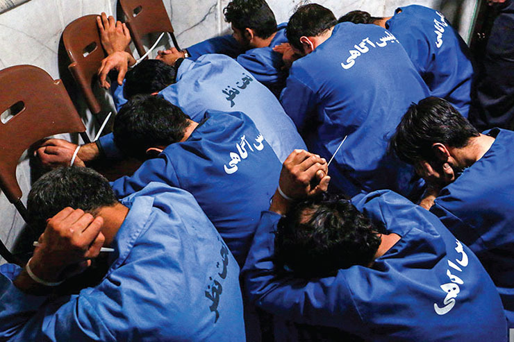 در عملیات ضربتی پلیس مشهد، ۱۲ سارق و زورگیر دستگیر و روانه زندان شدند.