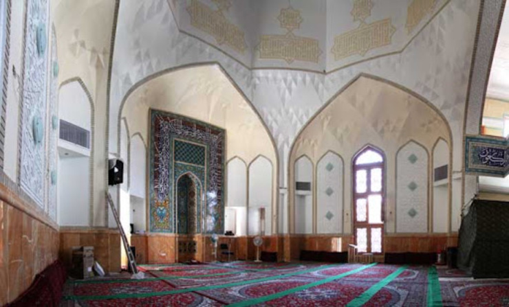 مسئول فرهنگی اجتماعی مرکز رسیدگی به امور مساجد خراسان رضوی گفت: مشهد ۹۳۰ مسجد دارد که ۳۳۰ مسجد از مساجد پر خطر بوده و تعطیل هستند.
