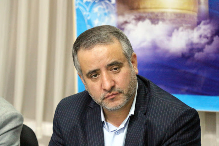 فرماندار مشهد گفت: این که مدیری با تاخیر در جلسه ستاد باز آفرینی شهری حاضر شود پذیرفته نیست. غیبت مستمر مدیران به هر دلیلی باعث تاسف است.