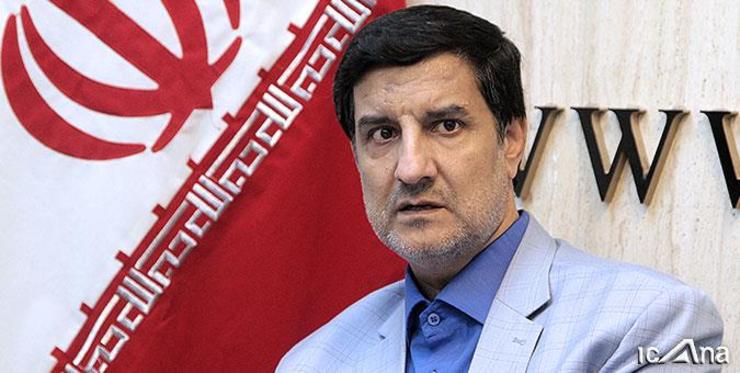 عضو کمیسیون آموزش و تحقیقات مجلس با اشاره به کمبود و گرانی گوشی تلفن همراه هوشمند برای عضویت دانش آموزان در شبکه شاد، پیشنهاد کرد که وزارت آموزش‌و‌پرورش برای تولید گوشی ارزان قیمت هوشمند که قابلیت ورود به اپلیکیشن شاد را داشته باشد، وارد مذاکره شود.