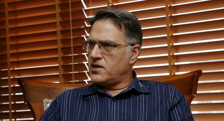 حمدرضا تاجیک می‌گوید: امروز، جریان اصلاح‌طلبی دوران برزخ یا به گفته‌ آگامبن کسوف خود را می‌گذراند، زیرا که از رویارویی با چالش‌های نظری و عملی تاریخ اکنون خود، که مقوله‌ها و مفهوم‌های‌ مالوف و مرسوم اصلاح‌طلبی را به تدریج از درون تهی کرده‌اند، سر باز می‌زند، و به تبع، به لحاظ کنشی نیز دچار نوعی پرتاب‌شدگی از مرحله‌ کنش اکنون خود شده است.
